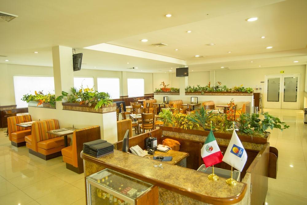 Comfort Inn Monterrey Norte San Nicolas de los Garza Luaran gambar