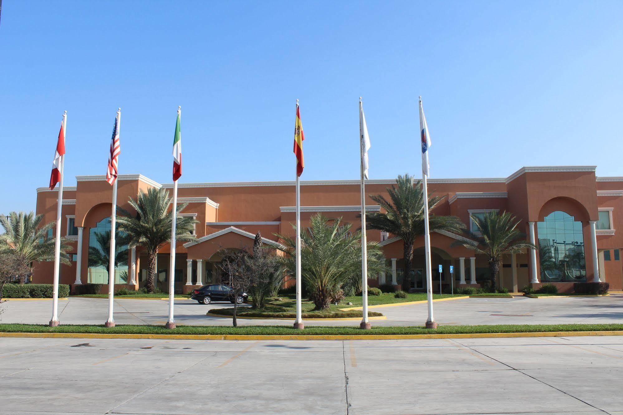 Comfort Inn Monterrey Norte San Nicolas de los Garza Luaran gambar